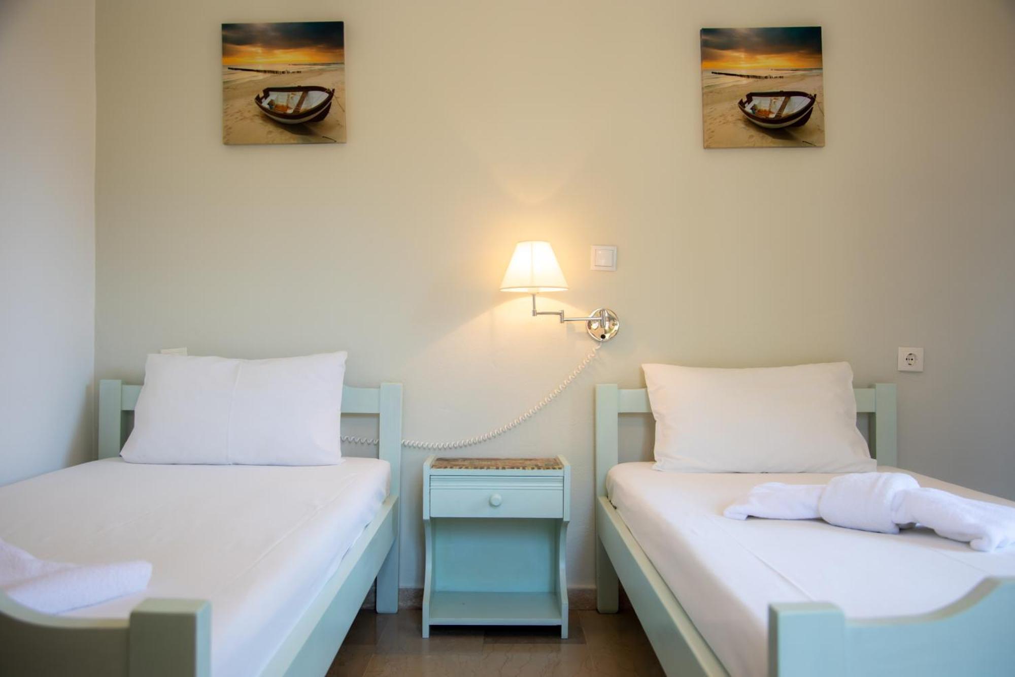 לפקימי Zervos Apartments Bouka חדר תמונה