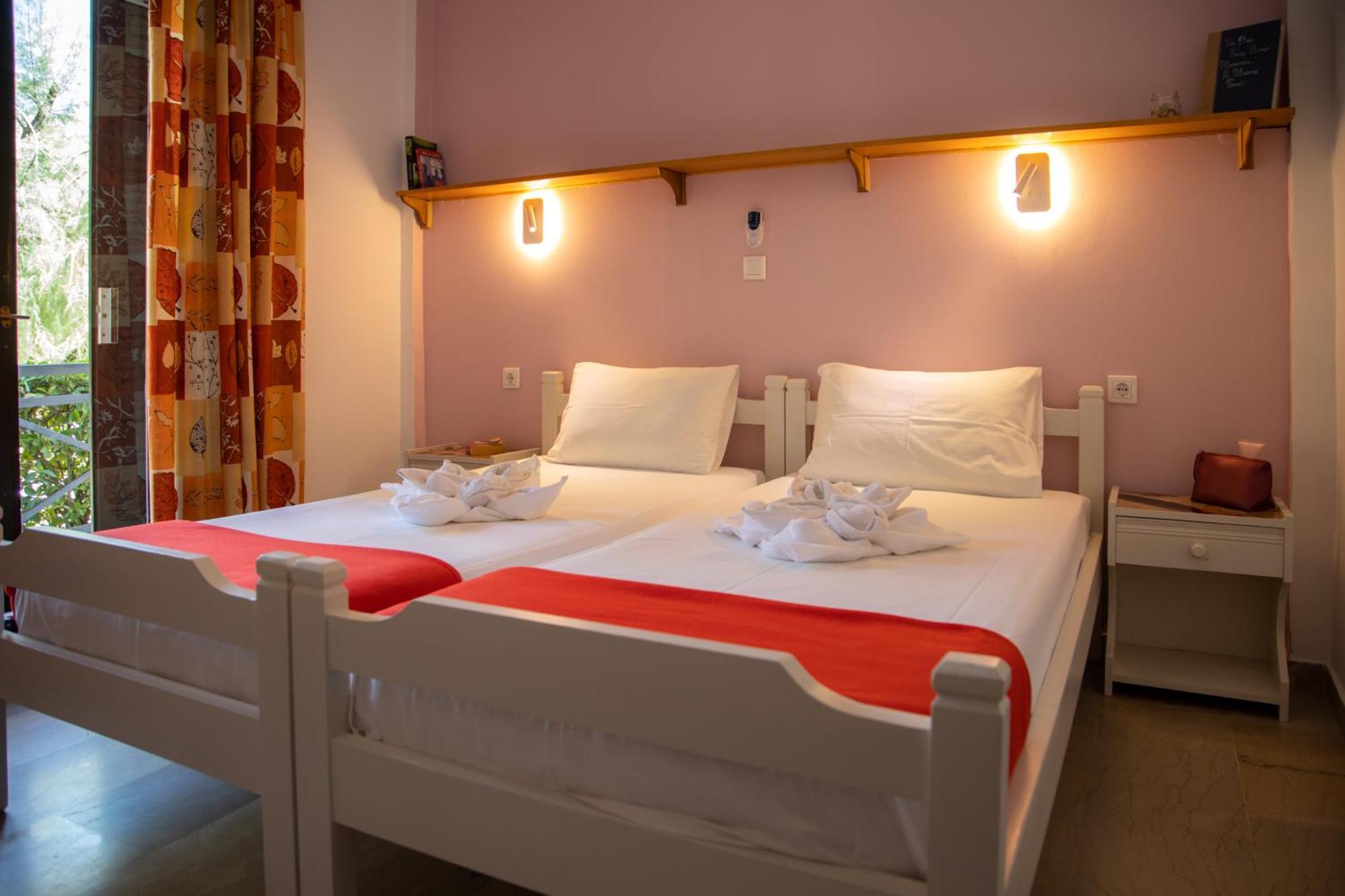 לפקימי Zervos Apartments Bouka חדר תמונה